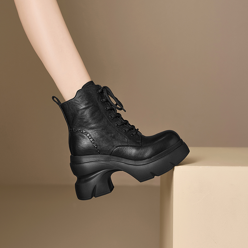 Women's Chelsea Boots with Chunky High Heel and Side Zip - Image 2